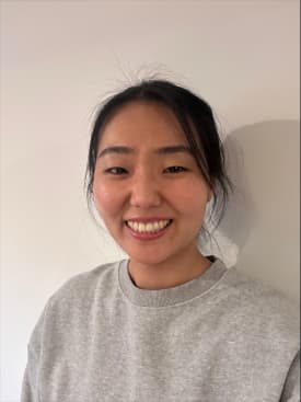Minzi Kang
