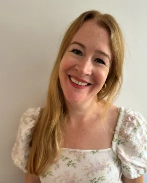 Rebecca Petre